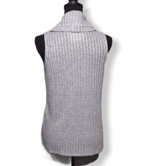 Time&Tru NWOT - Sz XL - cowl lightweight top layer - Picture 3 of 5